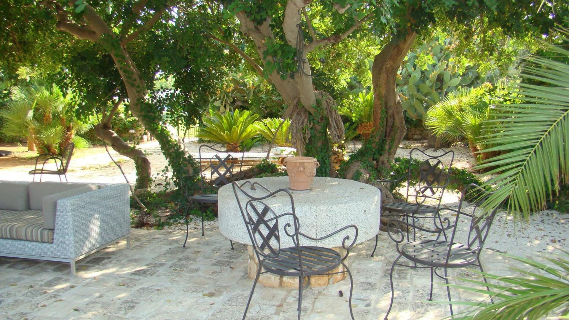 Masseria Ciancio Casa Serrafiori Exterior photo